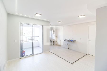 Sala  de casa para alugar com 2 quartos, 53m² em Votupoca, Barueri