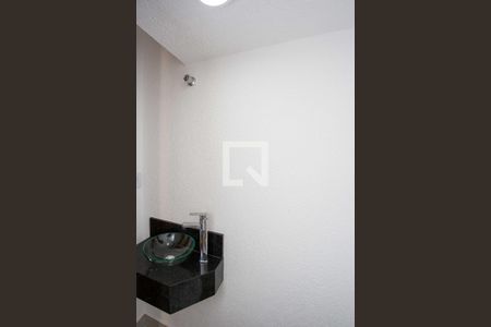 Lavabo de casa de condomínio para alugar com 2 quartos, 66m² em Parque Sete de Setembro, Diadema