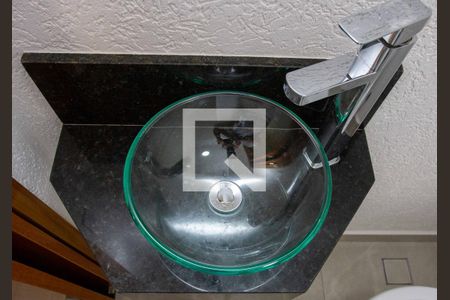 Lavabo de casa de condomínio para alugar com 2 quartos, 66m² em Parque Sete de Setembro, Diadema