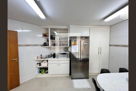Casa de Condomínio à venda com 3 quartos, 270m² em Swiss Park, Campinas
