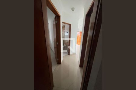 Corredor de casa de condomínio para alugar com 3 quartos, 100m² em Vila Gustavo, São Paulo
