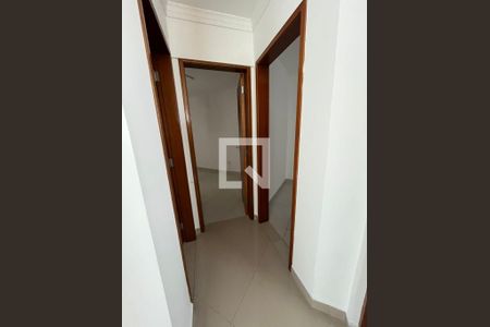 Corredor de casa de condomínio para alugar com 3 quartos, 100m² em Vila Gustavo, São Paulo