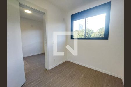 Quarto 1 de apartamento para alugar com 2 quartos, 38m² em Jardim São Luís, São Paulo