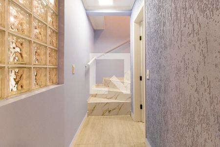 Escada de casa à venda com 4 quartos, 217m² em Cidade Industrial de Curitiba, Curitiba