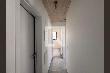 Corredor de apartamento para alugar com 3 quartos, 65m² em Barra Olímpica , Rio de Janeiro