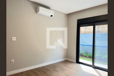 Casa de Condomínio à venda com 3 quartos, 212m² em Swiss Park, Campinas