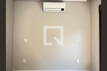Casa de Condomínio à venda com 3 quartos, 212m² em Swiss Park, Campinas