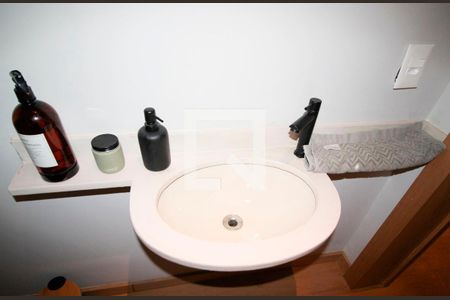 Lavabo de apartamento à venda com 3 quartos, 240m² em Moema, São Paulo