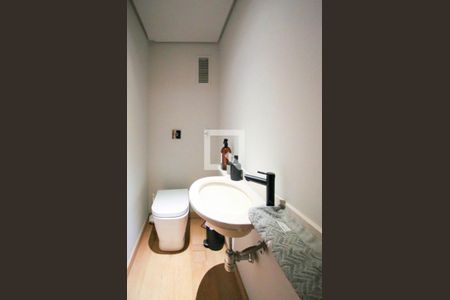 Lavabo de apartamento à venda com 3 quartos, 240m² em Moema, São Paulo