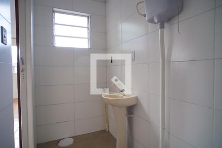 Banheiro de apartamento à venda com 4 quartos, 138m² em Sarandi, Porto Alegre