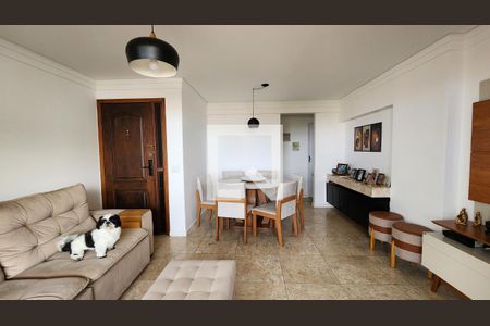 Sala  de apartamento para alugar com 3 quartos, 82m² em Pituba, Salvador