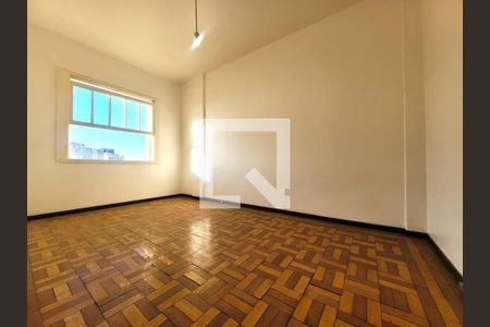 Quarto 1 de apartamento para alugar com 2 quartos, 120m² em Floresta, Porto Alegre