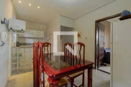 Foto 23 de casa à venda com 3 quartos, 145m² em Califórnia, Belo Horizonte