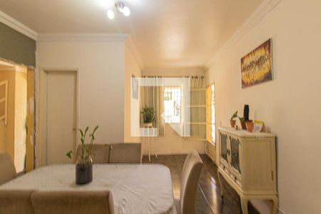 Sala de casa à venda com 3 quartos, 164m² em Novo Mundo, Curitiba