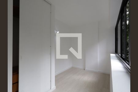 Quarto 1 de apartamento para alugar com 2 quartos, 55m² em Vila Andrade, São Paulo