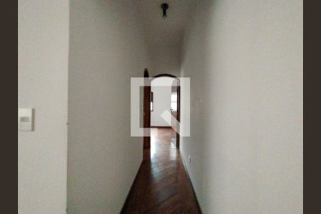 Corredor de casa à venda com 2 quartos, 180m² em Vila Santa Isabel, São Paulo