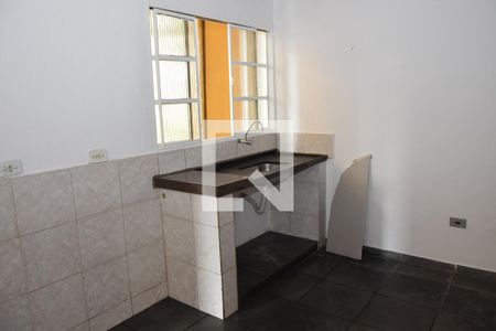 Cozinha de casa para alugar com 1 quarto, 50m² em Parque Industrial, Embu das Artes