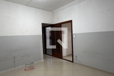 Sala 3 de casa para alugar com 5 quartos, 270m² em Ponta da Praia, Santos