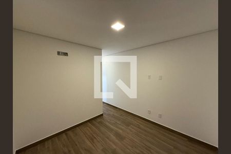 Casa à venda com 3 quartos, 150m² em Villas do Jaguari, Santana de Parnaíba