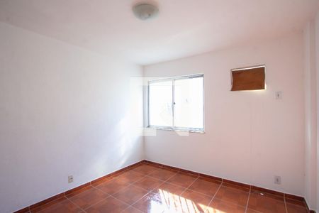 Quarto 2 de apartamento para alugar com 2 quartos, 95m² em Mutondo, São Gonçalo