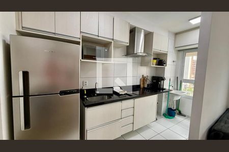 Sala/cozinha de apartamento para alugar com 1 quarto, 42m² em Bosque, Campinas