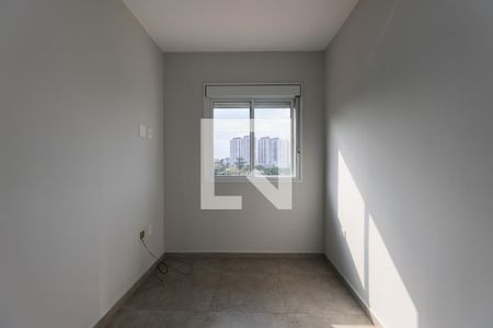 Quarto 1 de apartamento para alugar com 2 quartos, 40m² em Parque Monte Alegre, Taboão da Serra