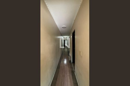 Corredor de casa à venda com 4 quartos, 198m² em Jardim Monte Libano, Santo André