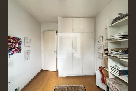 Quarto 1 de apartamento à venda com 2 quartos, 70m² em Indianópolis, São Paulo
