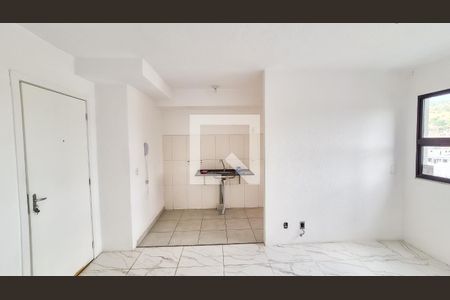 Sala de apartamento para alugar com 2 quartos, 40m² em Vaz Lobo, Rio de Janeiro
