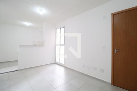 Sala de apartamento para alugar com 2 quartos, 55m² em Chácaras Tubalina E Quartel, Uberlândia