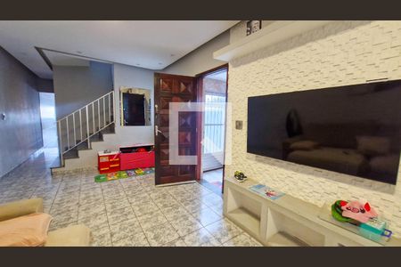 Sala de casa à venda com 3 quartos, 160m² em Jardim Maraba, São Paulo