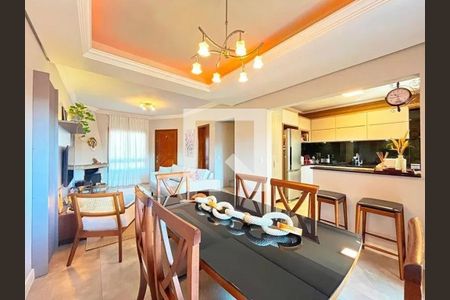 Sala de casa para alugar com 3 quartos, 160m² em Hípica, Porto Alegre