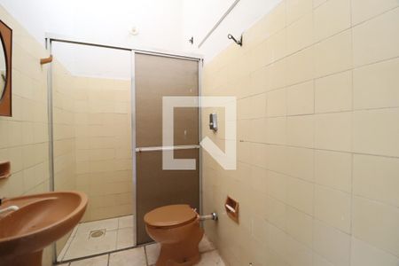 Banheiro Social de casa para alugar com 2 quartos, 68m² em Daniel Fonseca, Uberlândia