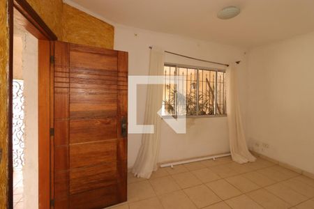 Sala de casa para alugar com 2 quartos, 161m² em Vila Palmares, Santo André