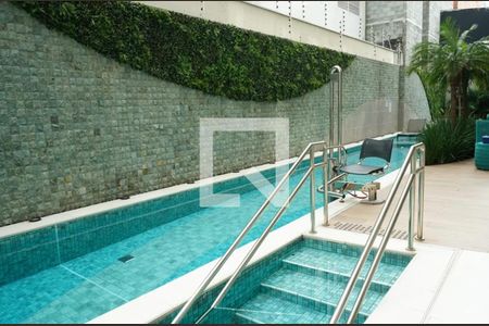 Piscina de kitnet/studio à venda com 1 quarto, 24m² em Tatuapé, São Paulo