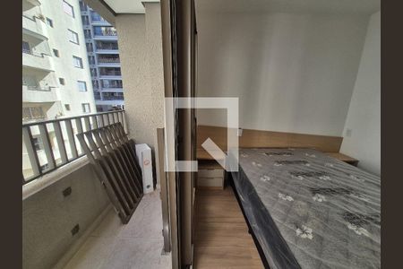 Sala / Quarto de kitnet/studio à venda com 1 quarto, 24m² em Tatuapé, São Paulo
