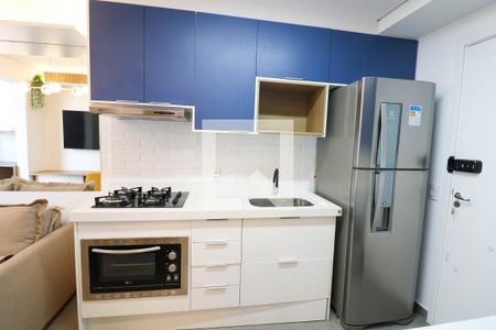 Sala / Cozinha de kitnet/studio para alugar com 1 quarto, 29m² em Jardim Caravelas, São Paulo