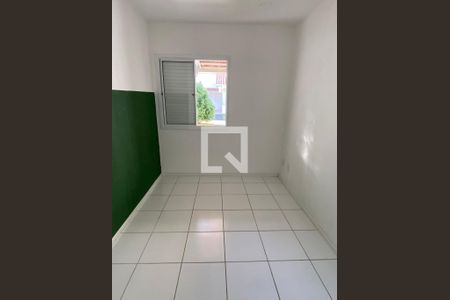 Quarto 2 de casa de condomínio para alugar com 2 quartos, 54m² em Jardim Algarve, Viamão