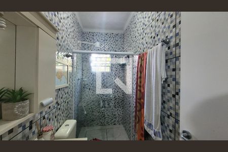 Banheiro de casa para alugar com 1 quarto, 60m² em Jardim Itapua, Itaquaquecetuba