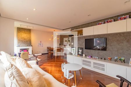 Casa à venda com 4 quartos, 240m² em Planalto Paulista, São Paulo