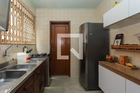 Cozinha de apartamento para alugar com 2 quartos, 75m² em Petrópolis, Porto Alegre