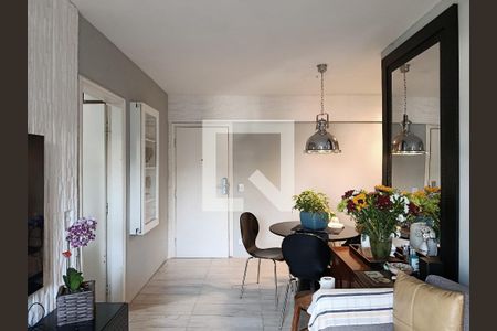Sala de apartamento à venda com 2 quartos, 68m² em Vila Madalena, São Paulo