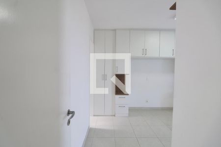 Suíte de apartamento para alugar com 3 quartos, 101m² em Parque Enseada, Guarujá