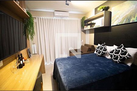 Sala / Quarto de kitnet/studio para alugar com 1 quarto, 30m² em Pompeia, São Paulo