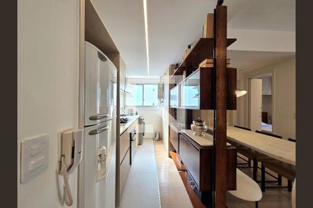 Cozinha de apartamento à venda com 1 quarto, 40m² em Chácara Itaim, São Paulo