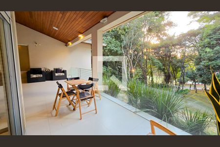 Casa de Condomínio à venda com 4 quartos, 400m² em Nacional, Belo Horizonte