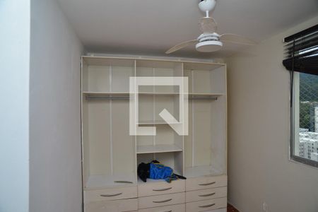 Quarto 1 de apartamento à venda com 2 quartos, 52m² em Itanhangá, Rio de Janeiro