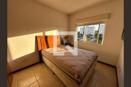 Quarto 1 de apartamento para alugar com 2 quartos, 55m² em Sarandi, Porto Alegre