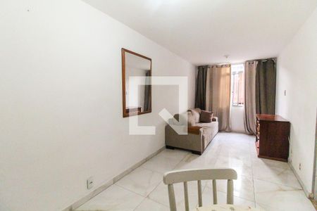 Sala de apartamento para alugar com 2 quartos, 56m² em Conjunto Residencial José Bonifácio, São Paulo