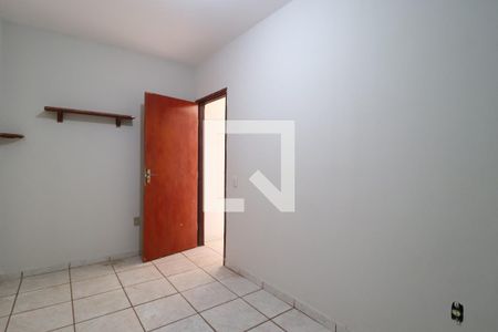 Quarto 2 de apartamento para alugar com 2 quartos, 47m² em Patrimônio, Uberlândia
